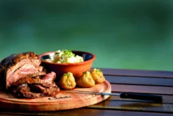 Cobb Pro Houtskoolbarbecue - Petrol 8 Cobb Pro Houtskoolbarbecue - Petrol -OASE Winkel 1267 1900 250y8439