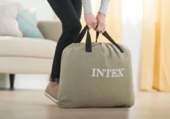 Intex Pillow Rest Raised Luchtbed - Queensize (152 Cm) -OASE Winkel 1320 1900 64124 inuse1 2017 300