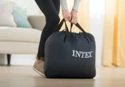 Intex Supreme Air Flow Luchtbed - Queensize (152 Cm) 19 Intex Supreme Air Flow Luchtbed - Queensize (152 Cm) -OASE Winkel 1320 1900 64490 inuse2 2020 300