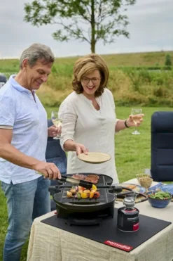 NomadiQ Draagbare Gasbarbecue - Zwart -OASE Winkel 1900 1267 mvd0748 1