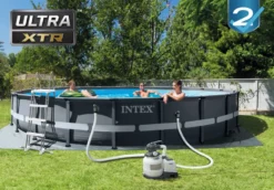 Intex Ultra Frame XTR Pool - 610 X 122 Cm - Met Zandfilterpomp En Accessoires -OASE Winkel 26334gn sfeerafbeelding met accessoires