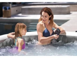 Intex Pure Spa Greywood Deluxe Opblaasbare Spa - 6 Persoons -OASE Winkel 28442 inuse2 2020 300