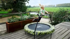 EXIT TOYS Exit Tiggy Junior Trampoline Met Beugel - Ø 140 Cm - Groen -OASE Winkel 675 1200 exit 10 00 75 40 int 6