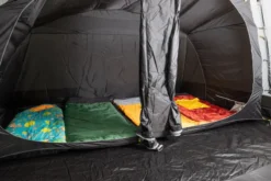 Kampa Hayling 6 Tunneltent - 6 Persoons 20 Kampa Hayling 6 Tunneltent - 6 Persoons -OASE Winkel 6tunneltent 2 2