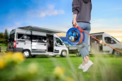 Brennenstuhl Kabelhaspel Garant CEE 25 M 15 Brennenstuhl Kabelhaspel Garant CEE 25 M -OASE Winkel 900 1350 4007123673919 1182690100 a011 others