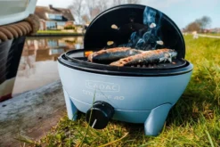 CADAC Citi Chef 40 Gasbarbecue - Blauw 15 CADAC Citi Chef 40 Gasbarbecue - Blauw -OASE Winkel 900 1350 citi chef 40 boat 2 1