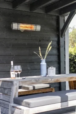 Eurom Heat And Beat Terrasverwarmer - Grijs -OASE Winkel 900 600 8713415334586 heat and beat grey sfeer 1