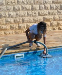 Dolphin Hybrid Platinum Hydraulische Zwembadreiniger -OASE Winkel dolphin hybrid platinum voor zwembaden