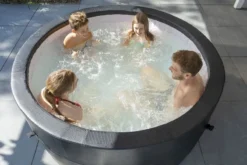 EXIT TOYS EXIT Leather Premium Opbouw Spa - 4-6 Persoons 20 EXIT TOYS EXIT Leather Premium Opbouw Spa - 4-6 Persoons -OASE Winkel exit leather premium 6 opblaasbare spa sfeer tuin 3