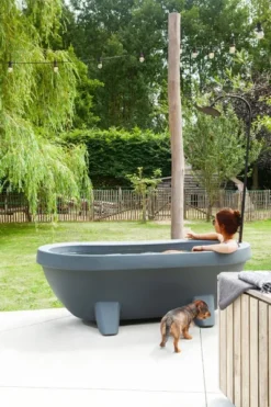 Gardentub Tuinbad - Terracotta -OASE Winkel gt anthracite athmospere 01 portrait resultaat