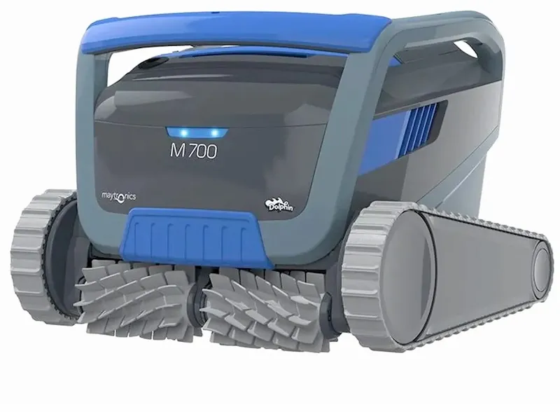 Dolphin Supreme M700 PRO Zwembadrobot 1 Dolphin Supreme M700 PRO Zwembadrobot