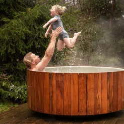 Weltevree Dutchtub Wood Houtgestookte Hottub - 4 Personen -OASE Winkel weltevree dutchtub wood quality time 1920x1920